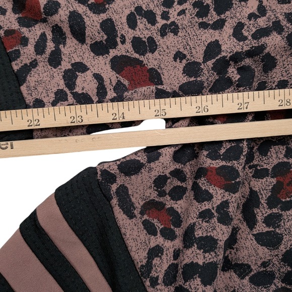 Bombshell Sportswear Scrunch Thigh-Highs Leggings Women Small Cheetah Butt Lift - Picture 9 of 12